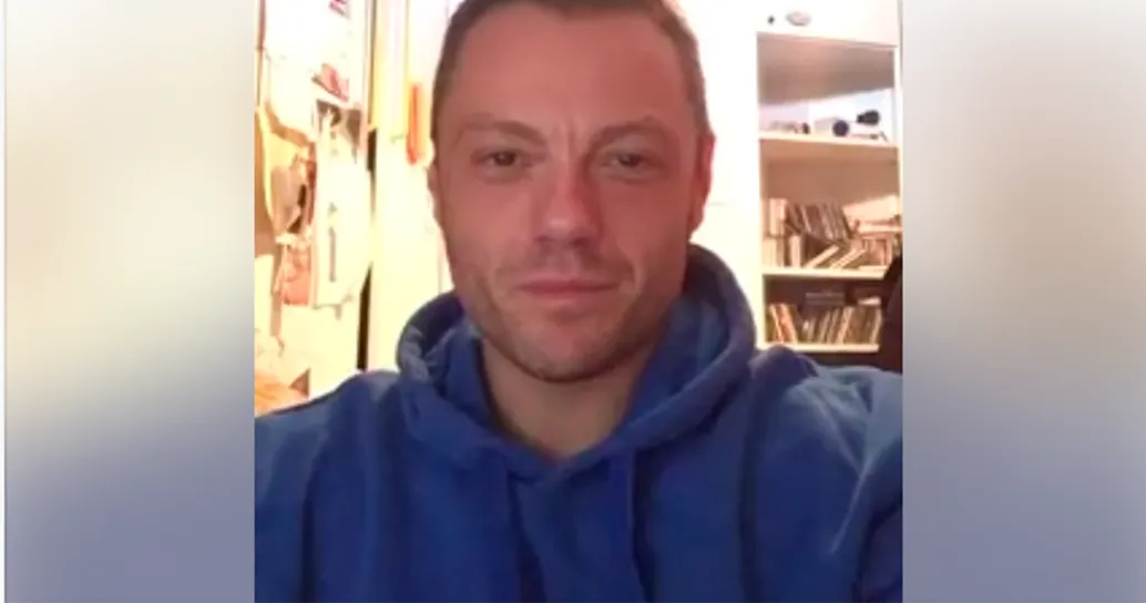 A Natale Tiziano Ferro fa boom di visualizzazioni con una canzone live su Facebook!