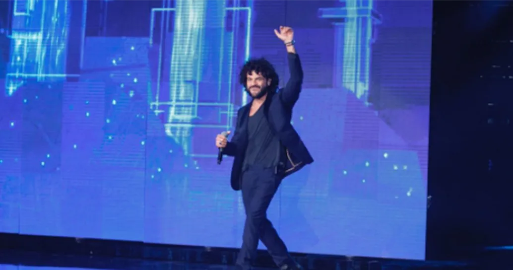 Ad Amici il giudice è Ambra e arriva Renga a cantare: apro la busta?