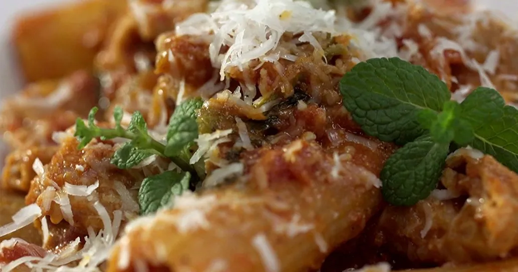 Rigatoni con la pajata – Kitchen Sound