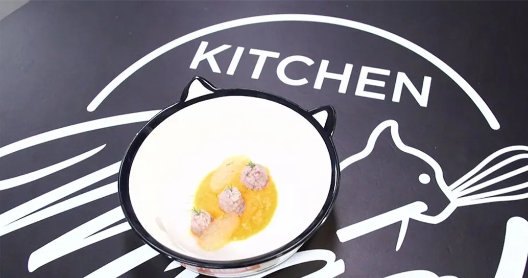 Spumottini di manzo su crema di zucca e tapioca – Kitchen Bau & Miao