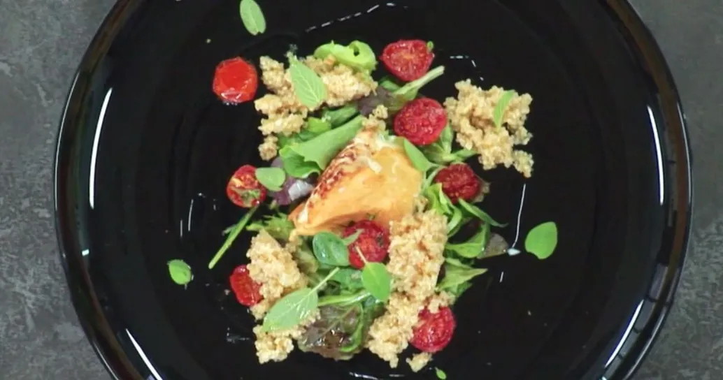 Insalata di Quinoa con caprino alla piastra e pomodorini confit – Alessandro Borghese Kitchen Sound Choice