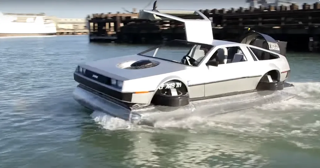 La DeLorean hovercraft è il sogno di tutti i fan di Ritorno al futuro