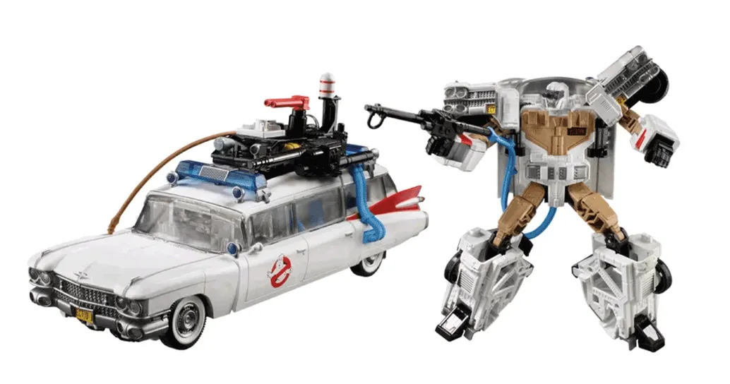 La macchina dei Ghostbusters diventa un Transformers: il sogno di tutti i fan degli anni ‘80