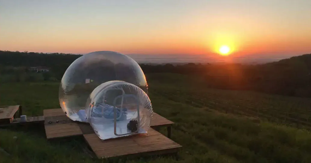 L’hotel bolla: ecco come dormire immersi nella campagna toscana