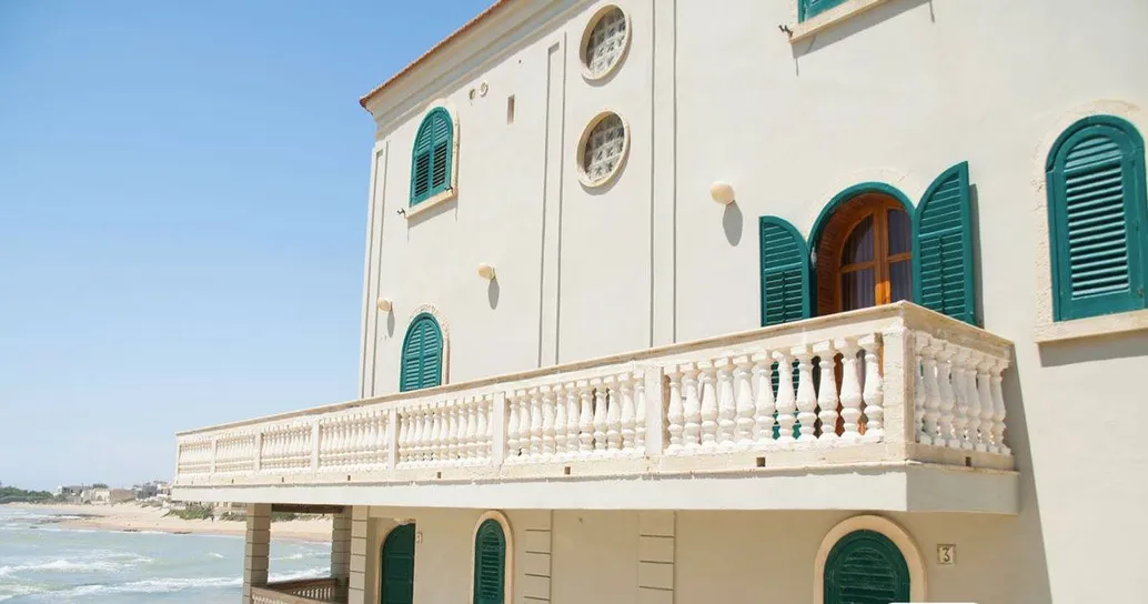 Idee per le vacanze: si può dormire nella casa de “Il commissario Montalbano” in Sicilia