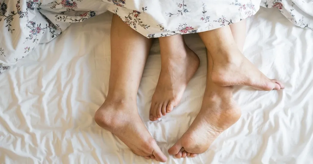 Sesso: più porno e meno complessi, ecco come sono gli italiani sotto le lenzuola