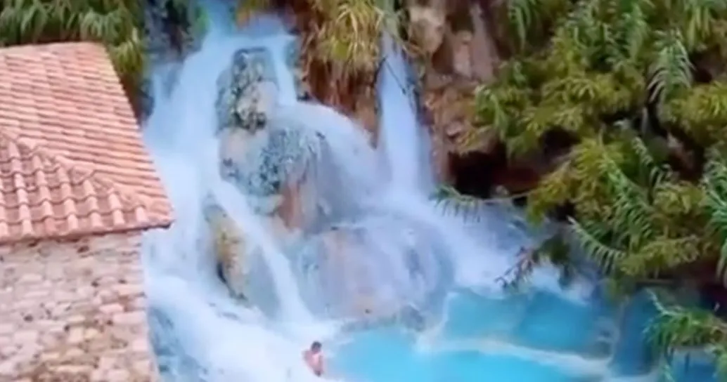 Il video delle Terme di Saturnia: cascate libere di acqua a 37 gradi