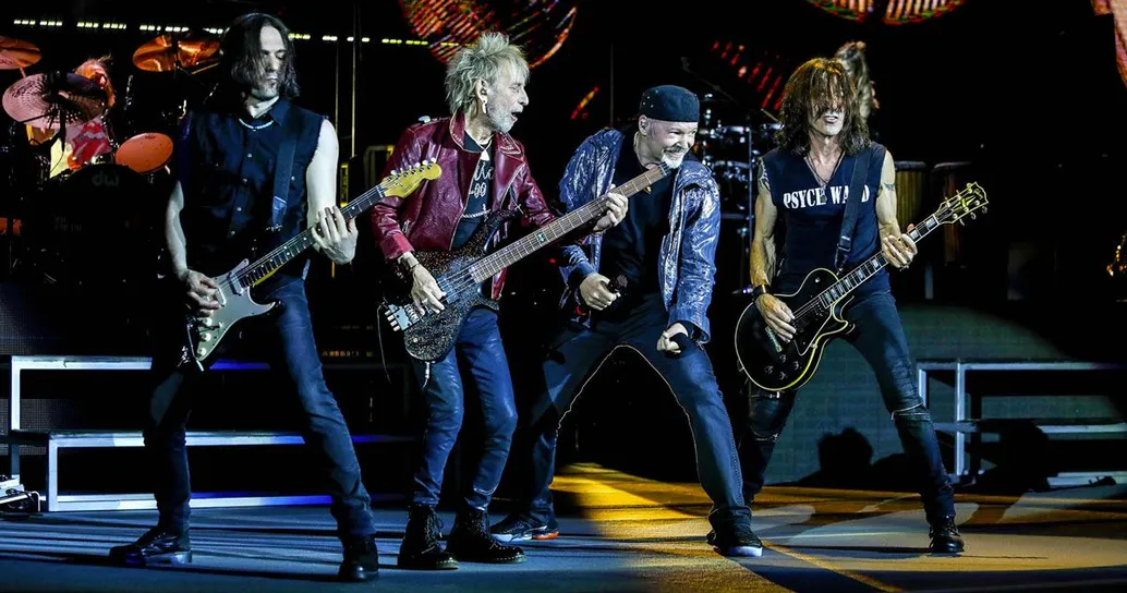 “NonStop Live 018+019”: Vasco Rossi come non l’abbiamo mai visto