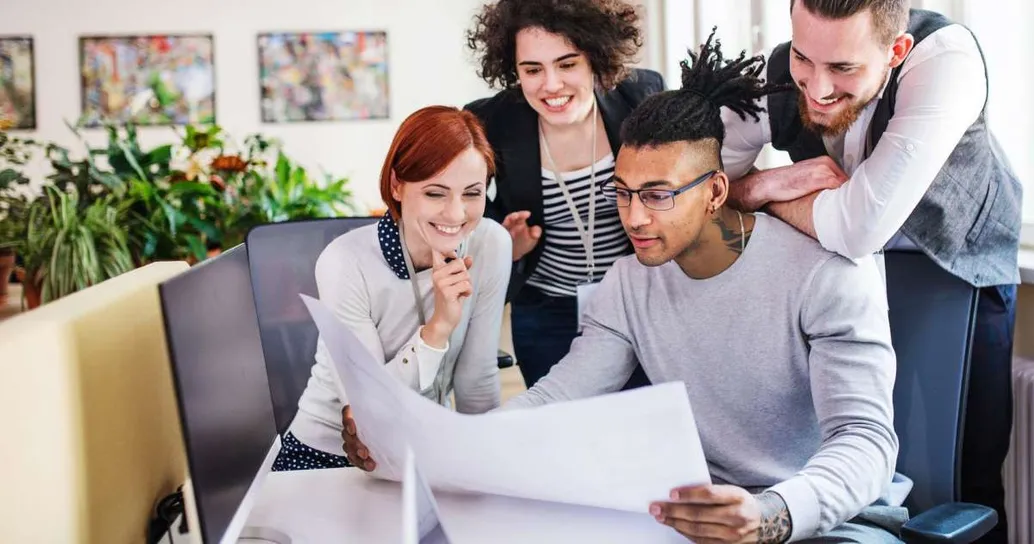 Essere contenti sul lavoro: Sandro Formica e la scienza della felicità