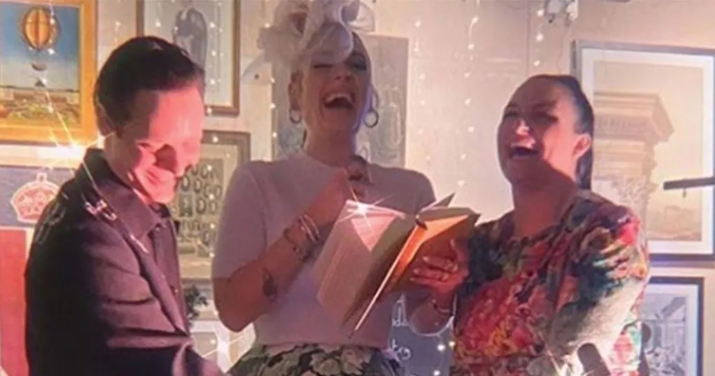 Adele canta al matrimonio della sua migliore amica
