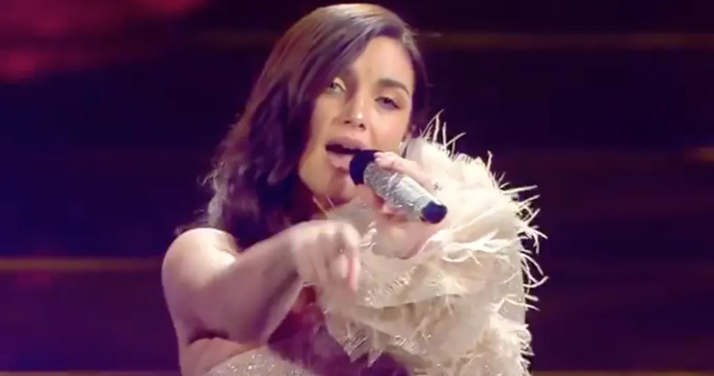 Sanremo 2020: Elettra Lamborghini, il suo look al Festival è da applausi