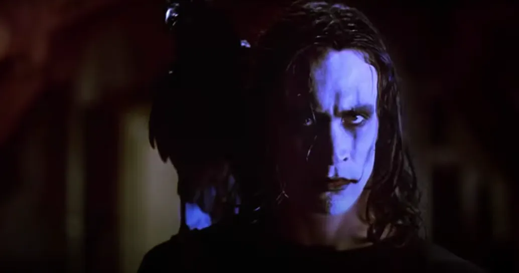 Il film “Il Corvo” uscì 26 anni fa costando la vita all’attore Brandon Lee