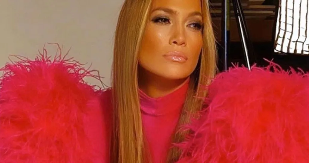 Jennifer Lopez adotta un tenero cucciolo di Goldendoodle: è dolcissimo