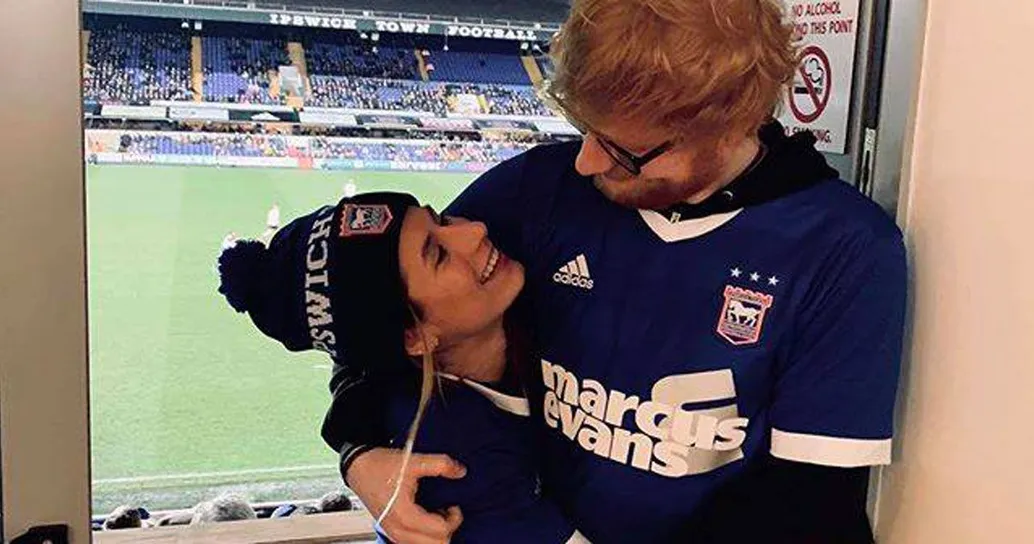Ed Sheeran è diventato papà: e lo ha annunciato con una foto simbolica