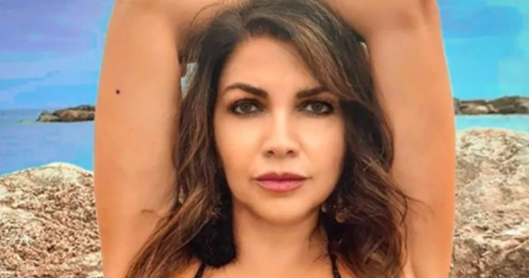 Cristina D’Avena: il décolleté è veramente esplosivo