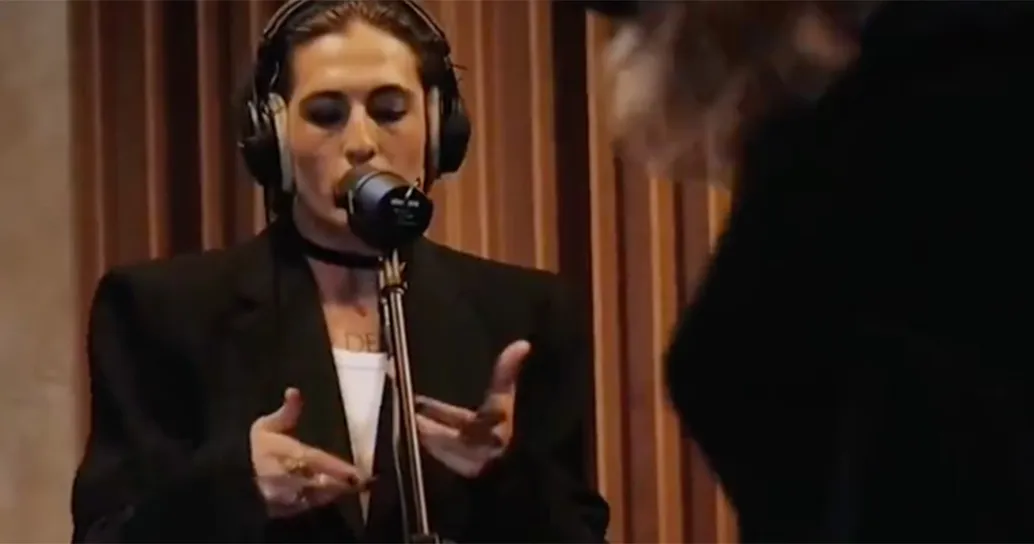 Il video che non ti aspetti: i Maneskin suonano la pizzica salentina