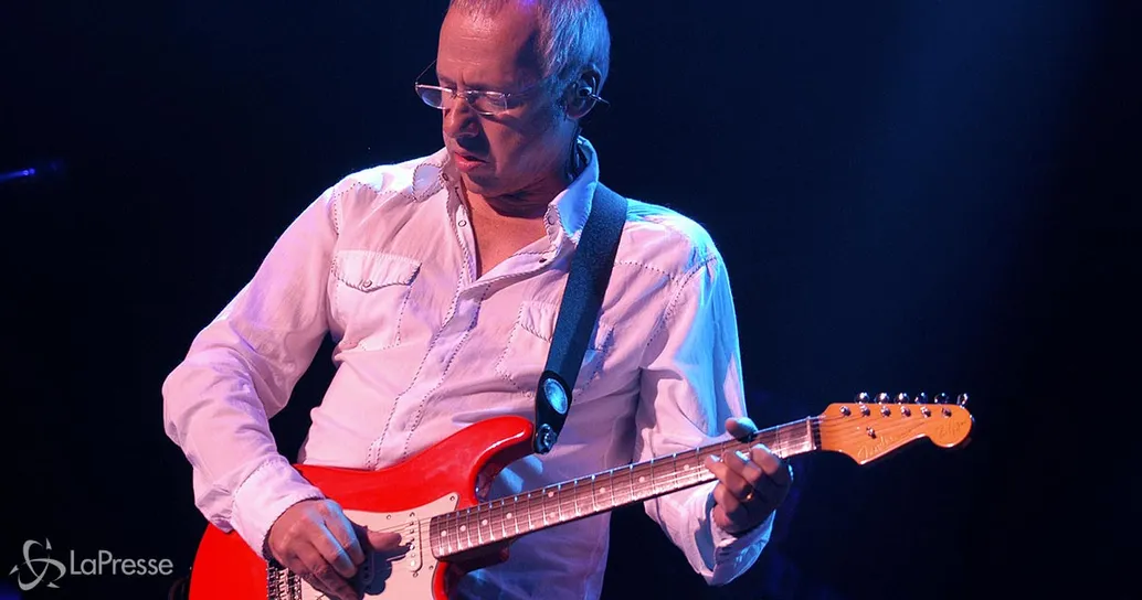 Mark Knopfler ha donato la sua Fender Stratocaster per aiutare i senzatetto di Londra
