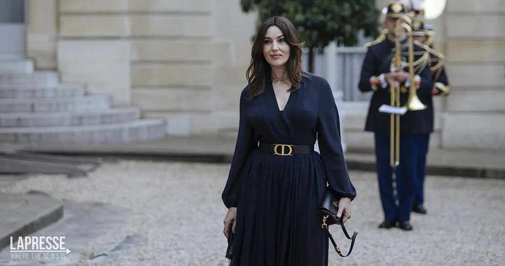 Monica Bellucci ha scattato la sua prima copertina insieme alla figlia Deva: ecco le foto