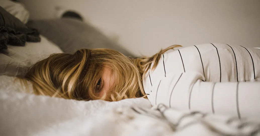L’ansia delle notifiche: come i social media rubano il sonno ai bambini, la ricerca