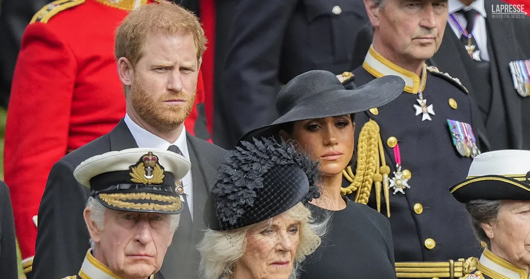 Il principe Harry ha scoperto la morte di sua nonna solo 5 minuti prima del pubblico