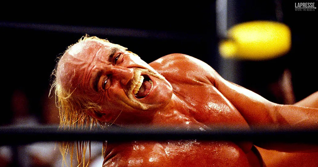 Dramma per Hulk Hogan: l’icona del wrestling non muove più le gambe