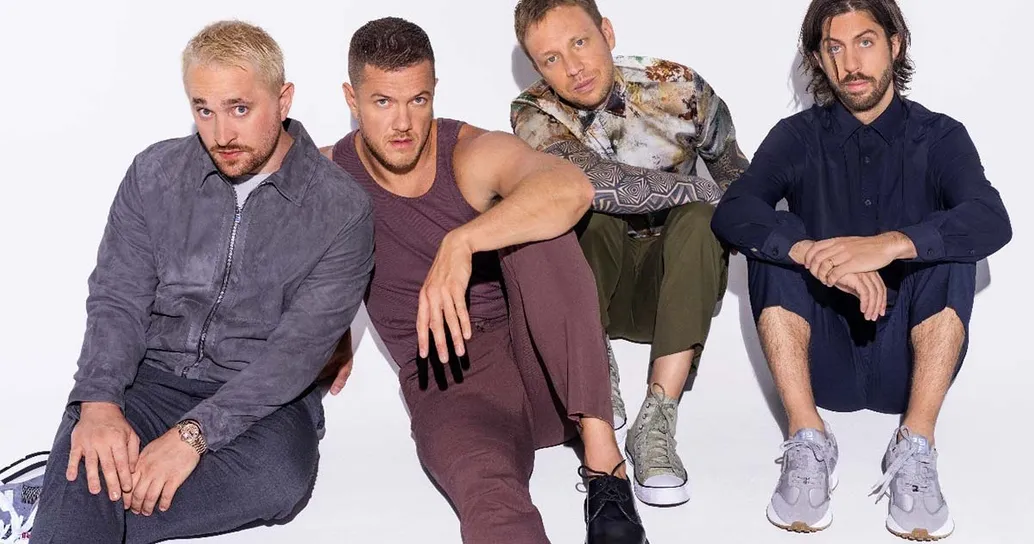 Dan Reynolds degli Imagine Dragons canta a petto nudo e fa impazzire tutti: il video diventa virale