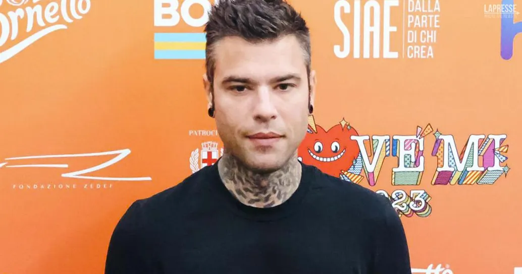 L’orologio di Fedez ha un prezzo esorbitante: ecco i commenti dei follower