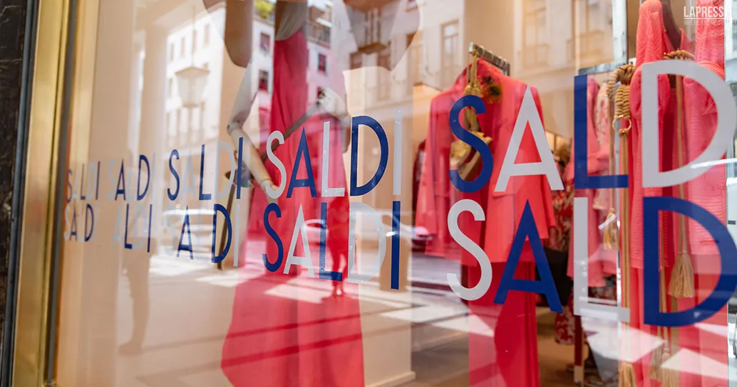 Quando iniziano i saldi invernali nel 2024: le date regione per regione
