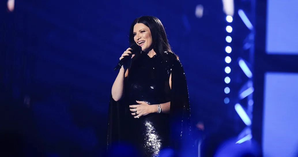 Laura Pausini e il ricordo a Sandra Milo: a lei dedica l’intero concerto a Barcellona, il video