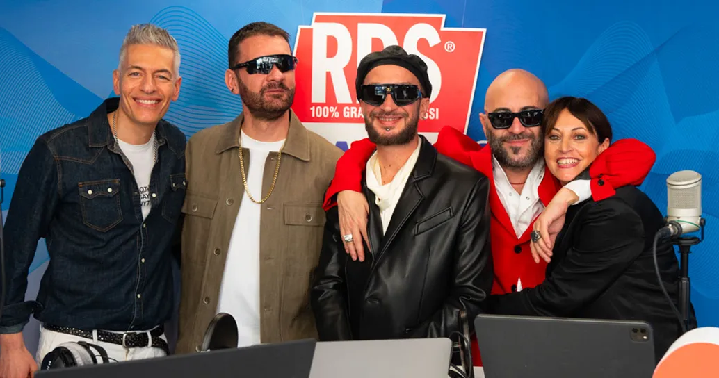 I Negramaro, ospiti di RDS Loves Sanremo, cantano in diretta con il “Peggio Quiz”