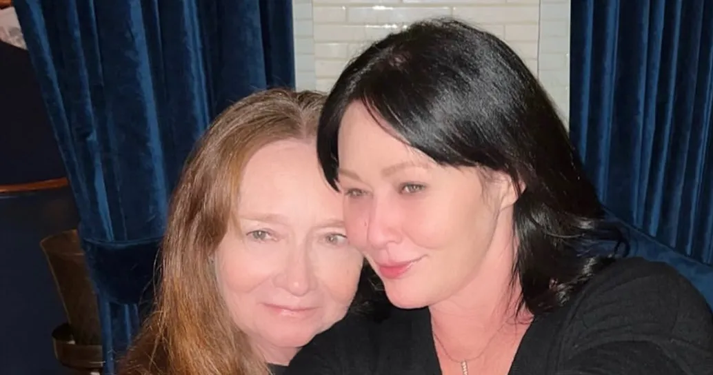 Shannen Doherty, malata di tumore, pensa alla mamma per quando non ci sarà più