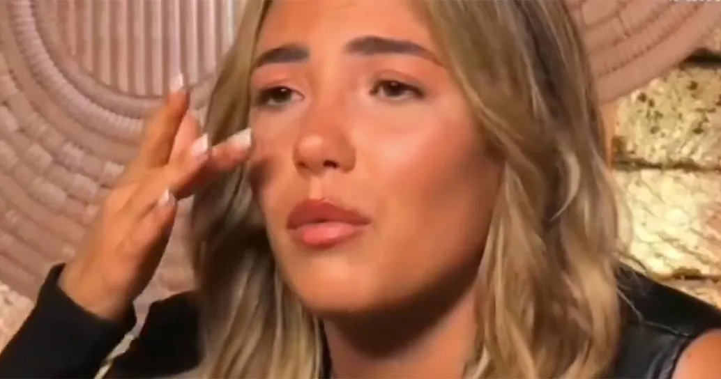 “Temptation Island”: Martina finge di piangere, i video diventano virali