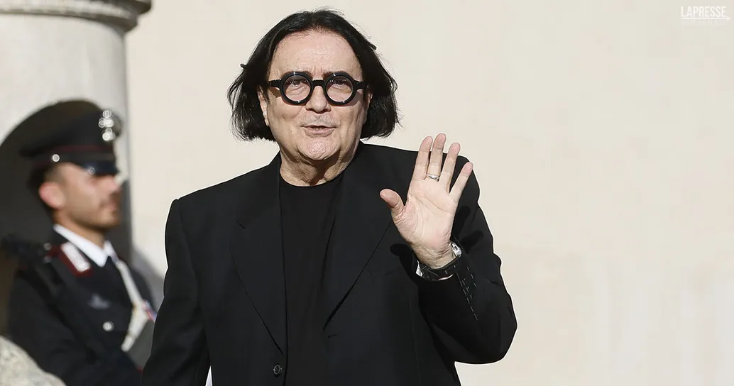 Gaffe per Guido Meda alla telecronaca del GP: “È Renato Zero”, ma è un cantante giapponese