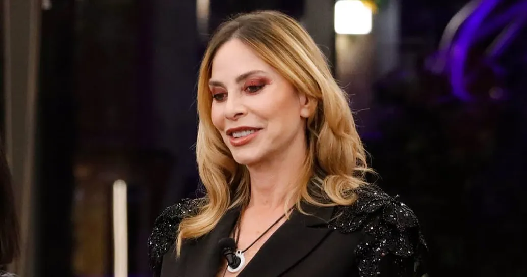 Stefania Orlando attaccata brutalmente da una fan di Zeudi Di Palma: il commento è epico
