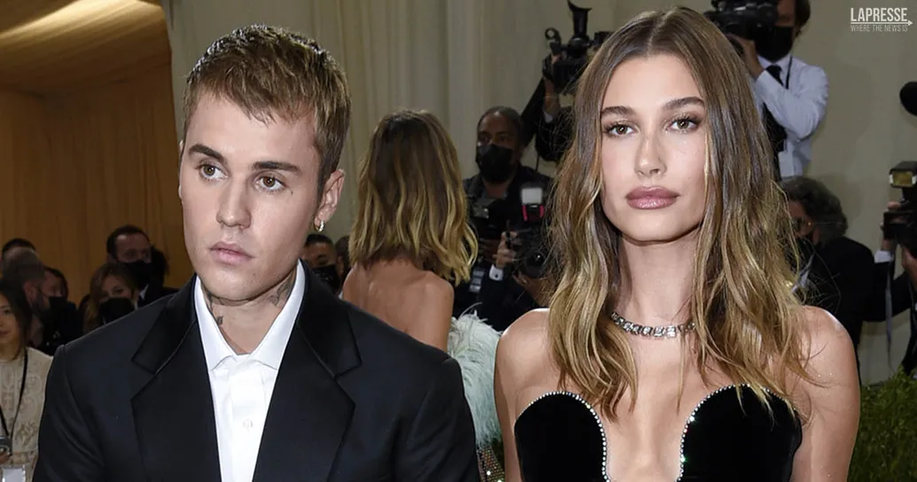 Justin Bieber, la moglie Hailey è molto preoccupata per la salute del cantante: i retroscena e cosa dicono i medici