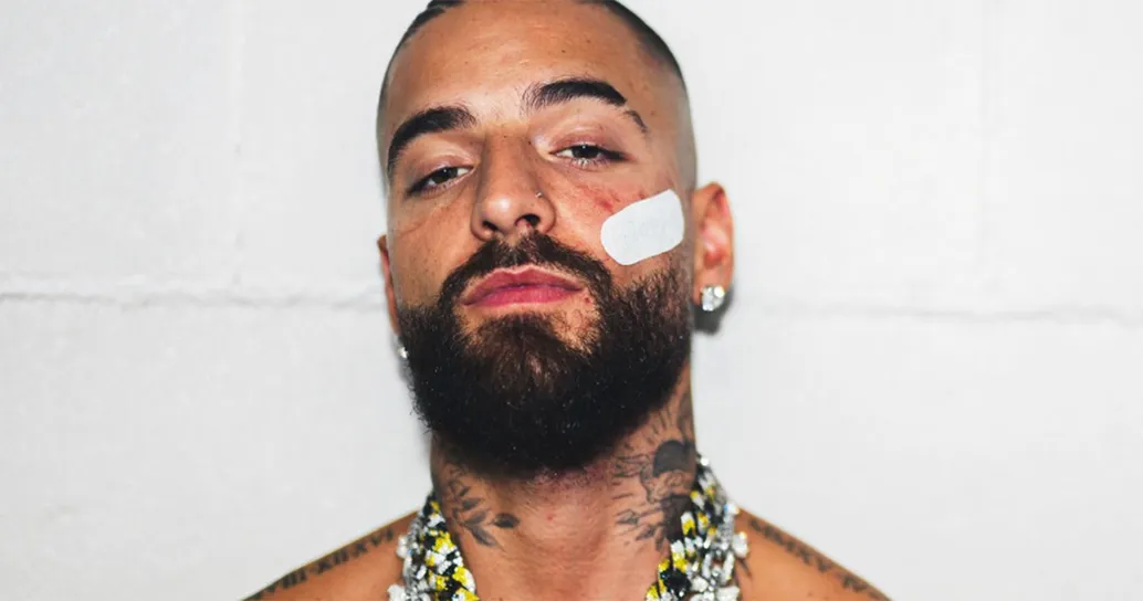 Polemica al concerto di Maluma, lui si ferma e sbotta contro una madre con un bimbo di un anno: “Irresponsabile”