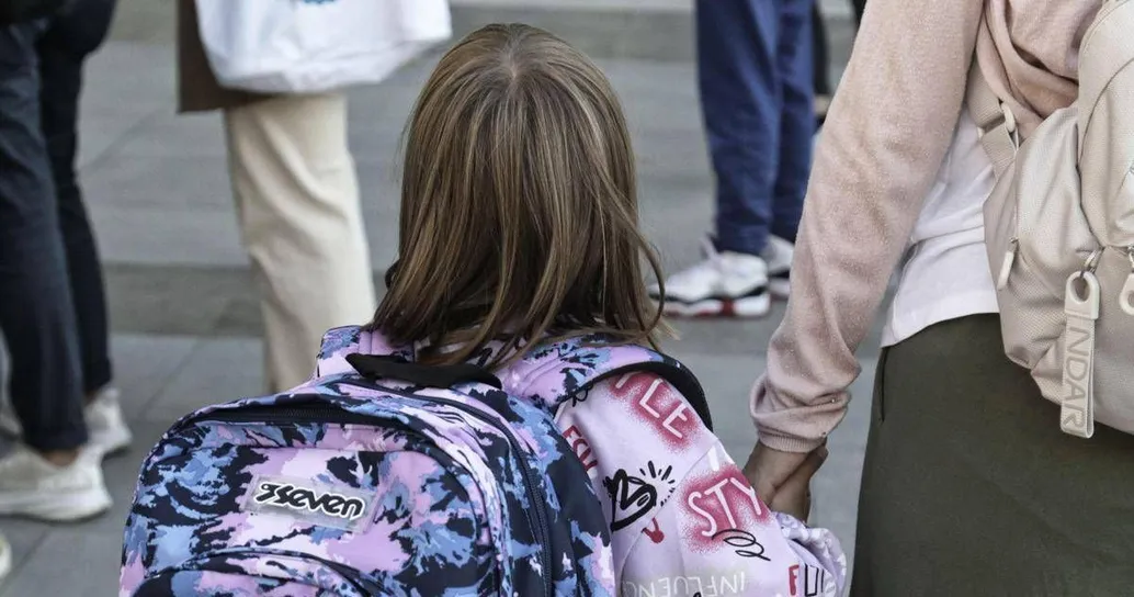 Si torna a scuola, il pediatra ai genitori: “Vietato trasmettere ai figli l’ansia del rientro”