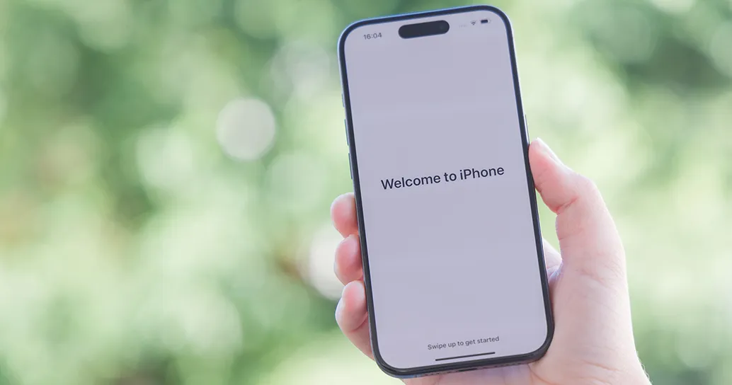 iPhone: cosa cambia con il nuovo aggiornamento iOS26 e quali modelli sono a rischio