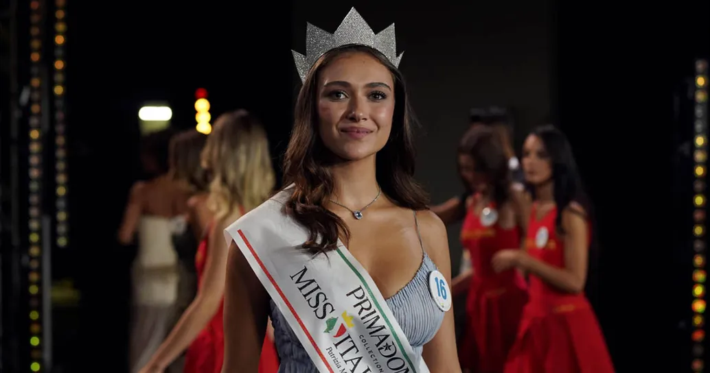 Miss Italia 2025, gravissima gaffe in diretta: il caos prima dell’incoronazione