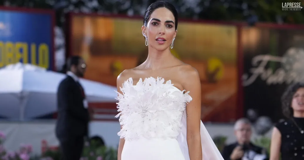 Rocío Muñoz Morales è pronta alla sua “rivoluzione”: così risponde ai gossip su Raoul Bova