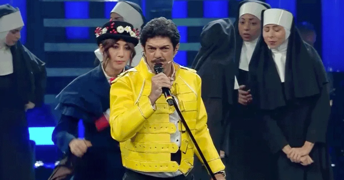 Sanremo 2019 Favino nei panni di Freddie Mercury ha fatto un figurone