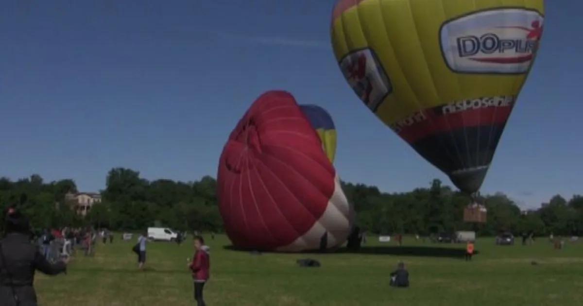 Festival del volo a Monza il vento mette a terra le mongolfiere