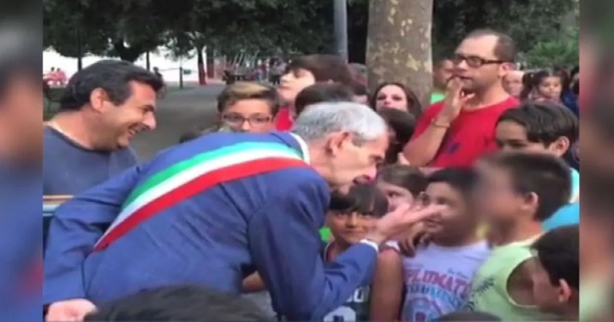 Sindaco di Cerignola sgrida un ragazzino bocciato video virale