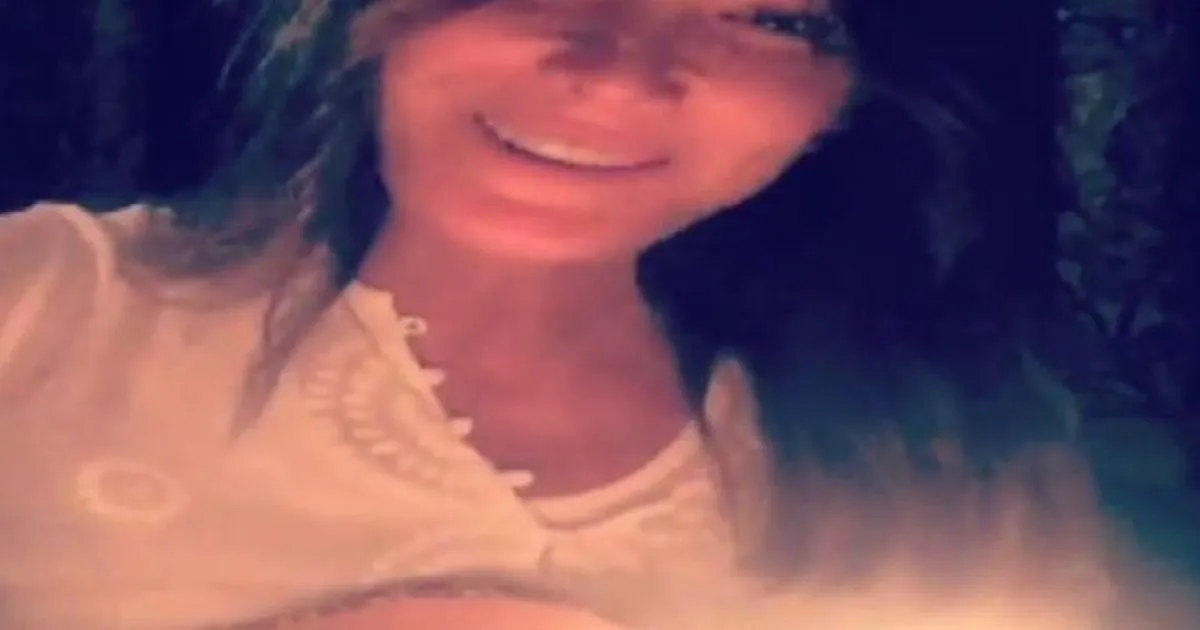 Carla Bruni canta 8220Buonanotte Fiorellino8221 10000 visualizzazioni