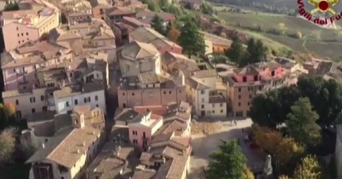 Le immagini aeree di Camerino dopo il sisma