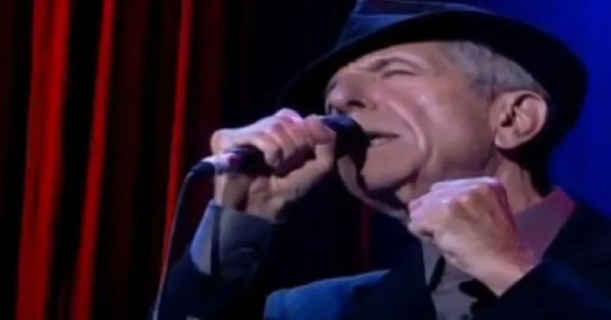 Addio Leonard Cohen visionario poeta della musica