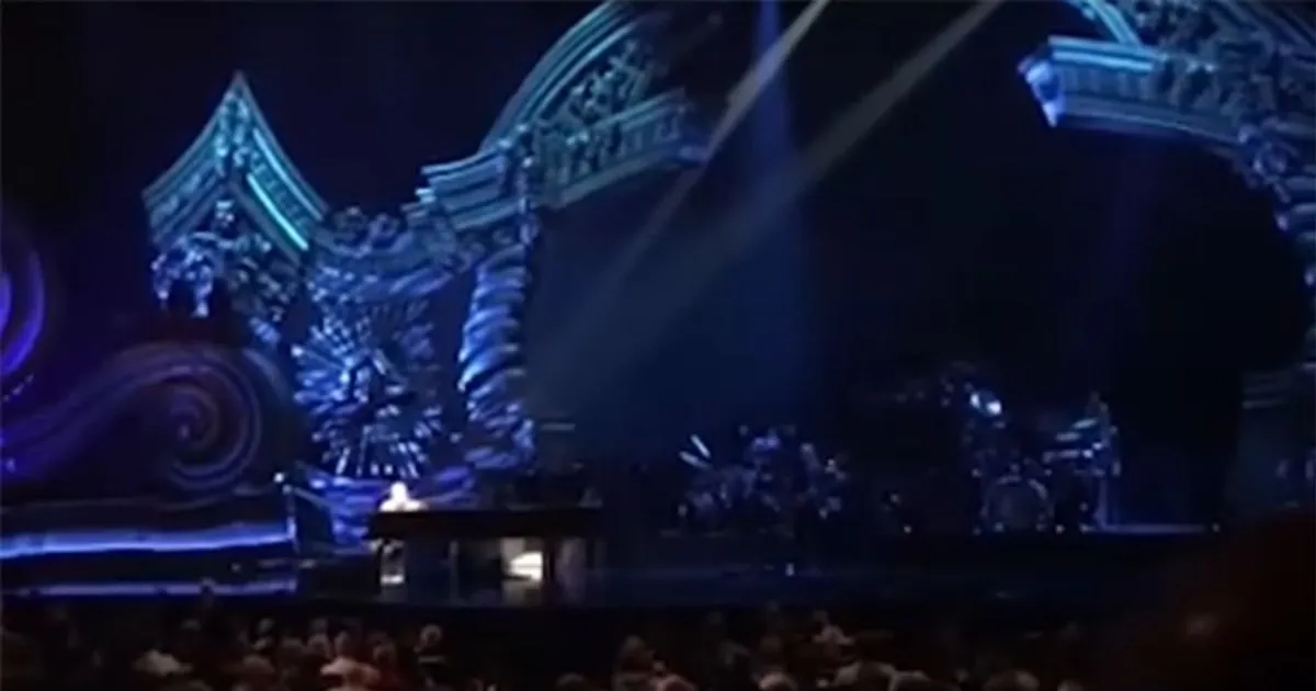 Elton John ricorda l8217amico George Michael e si commuove