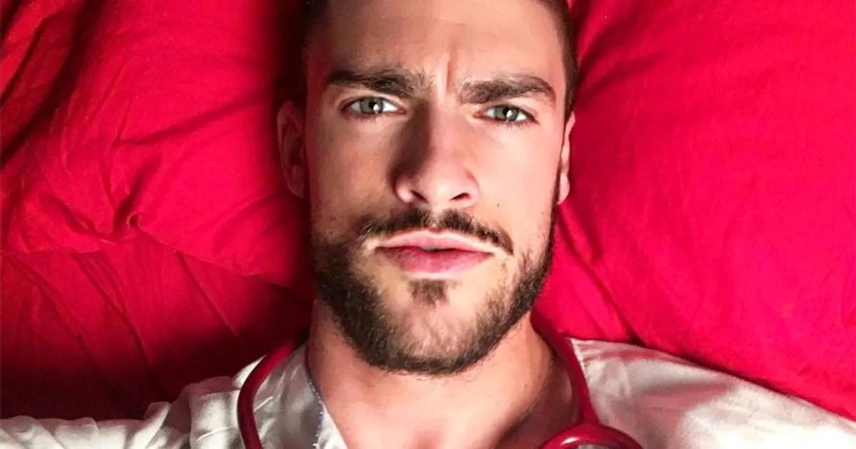 L8217infermiere pi bello del mondo vive a Madrid