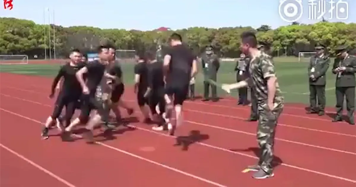 L8217allenamento dei militari nordcoreani spaventa ma non  come sembra