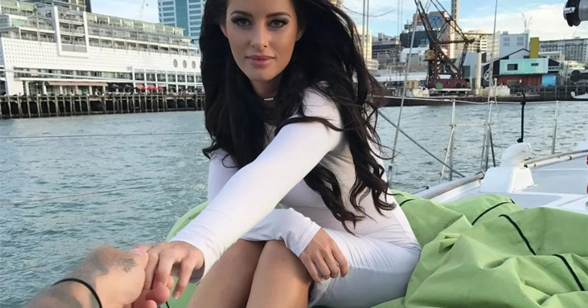 La furia dei Maori contro la coniglietta di Playboy nuda
